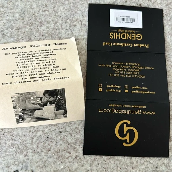 PreOwned Excellent Condition Gendhis Ratan bag with 2 straps - Picture 15 of 16